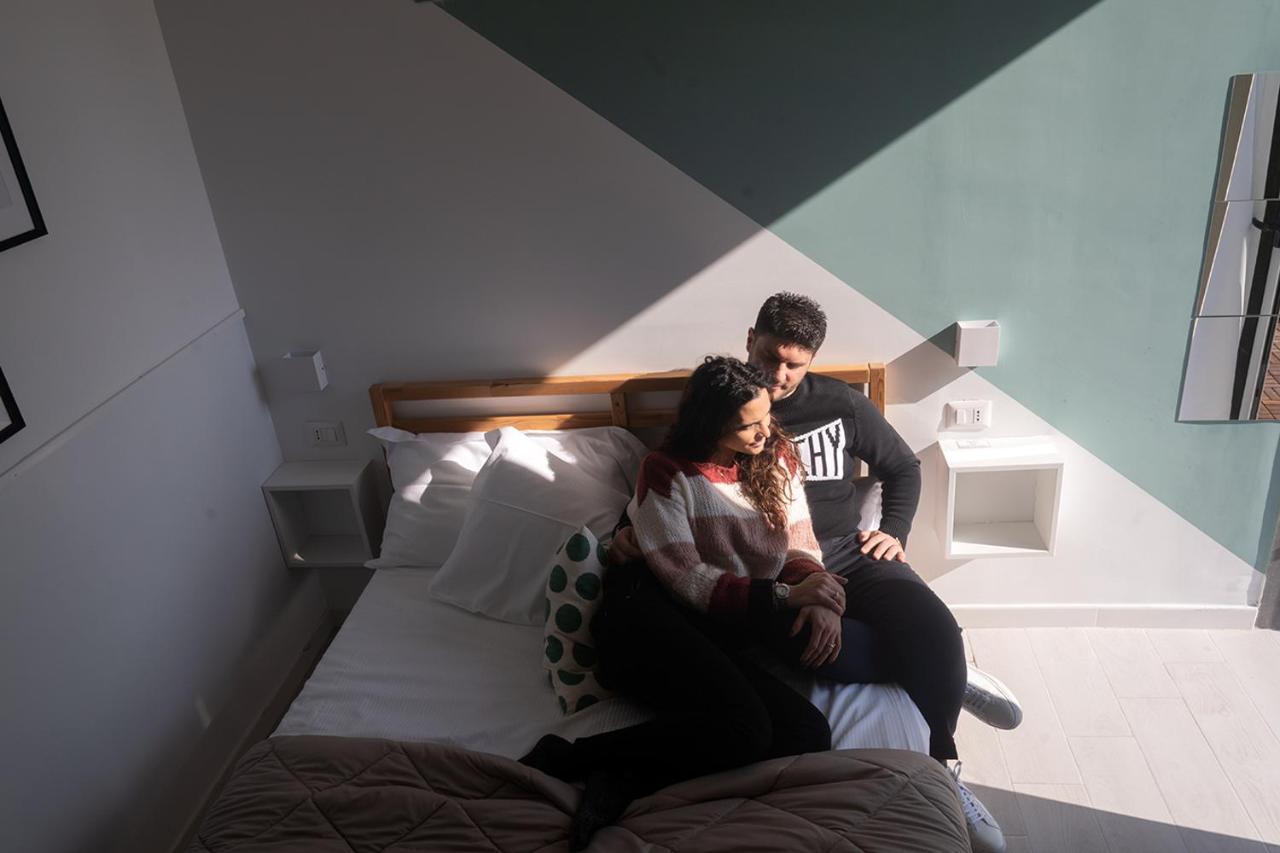 Greros H. Rooms Napoli Centro By Clapa Group Dislocated Hospitality Dış mekan fotoğraf