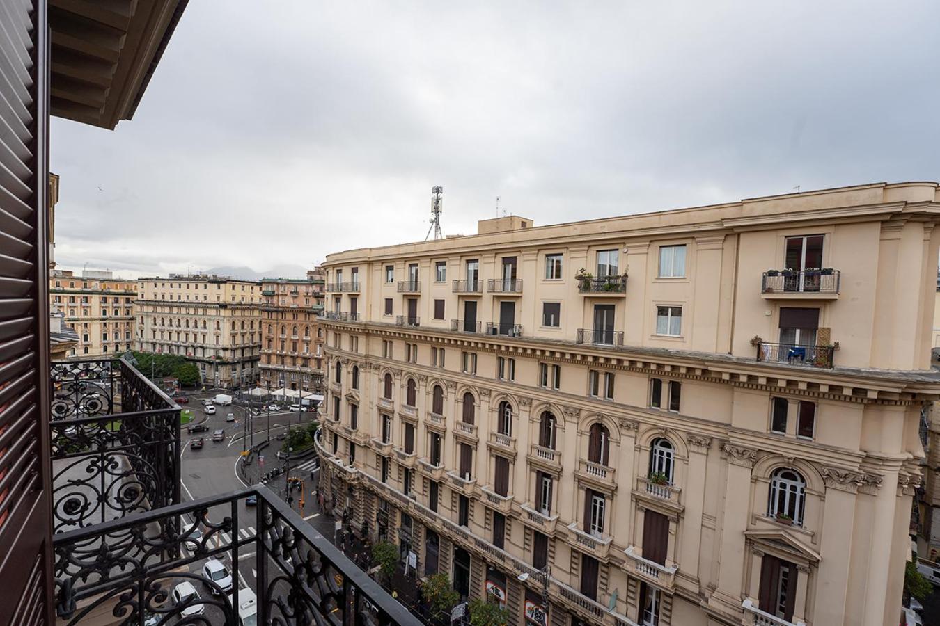 Greros H. Rooms Napoli Centro By Clapa Group Dislocated Hospitality Dış mekan fotoğraf